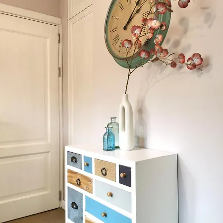Beautifully Decorated Functional Apartmán