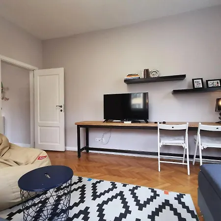 Beautifully Decorated Functional * Sofie